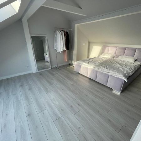 Apartament Luxlook Nowy Sącz Exterior foto